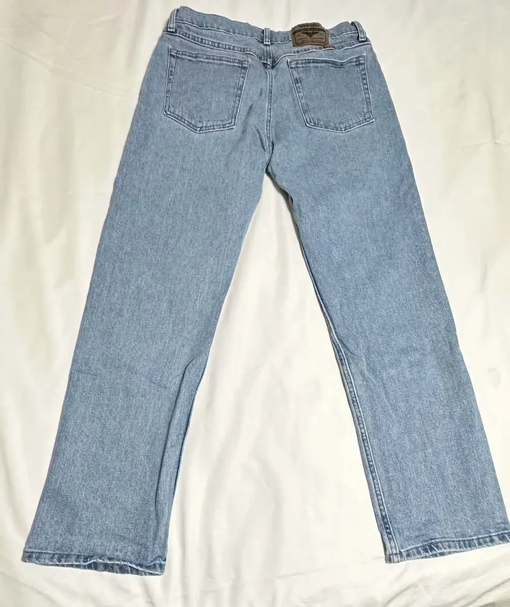 Wrangler Premium Quality Light Wash Straight Leg Denim Jeans Size 32x30